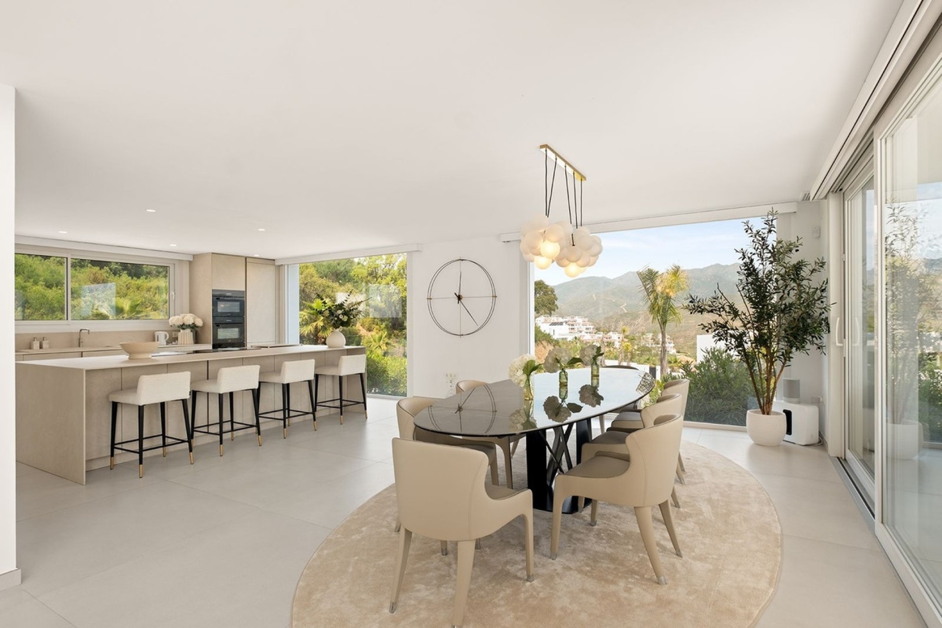 Rynek wtórny - Villa - Marbella - La Mairena