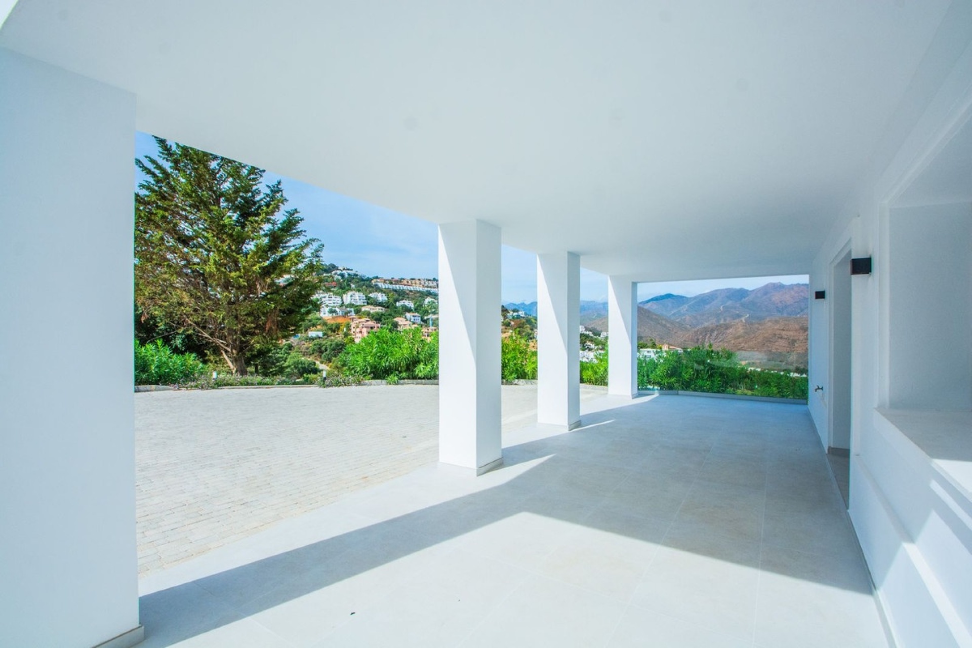 Rynek wtórny - Villa - Marbella - La Mairena