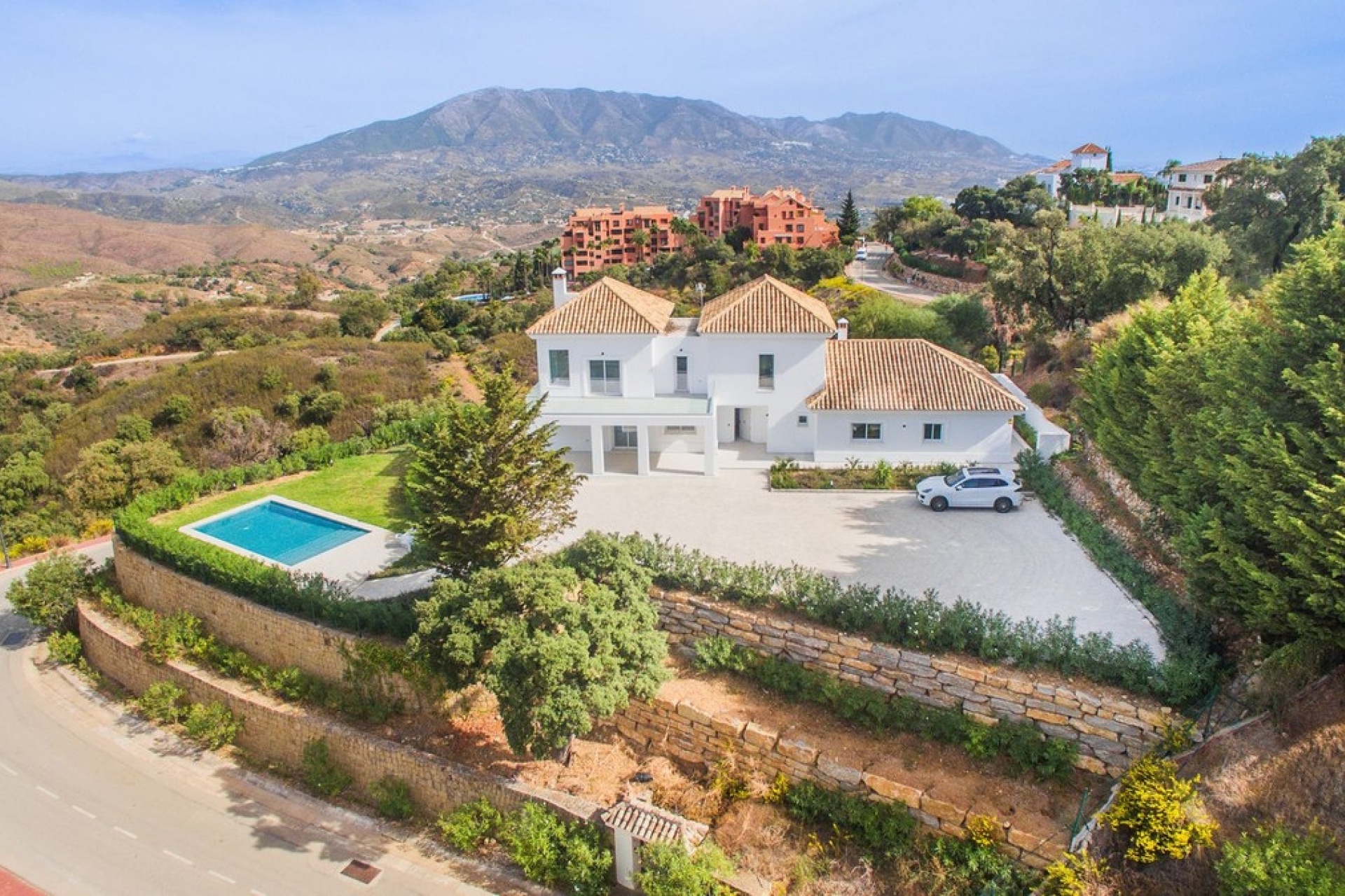 Rynek wtórny - Villa - Marbella - La Mairena