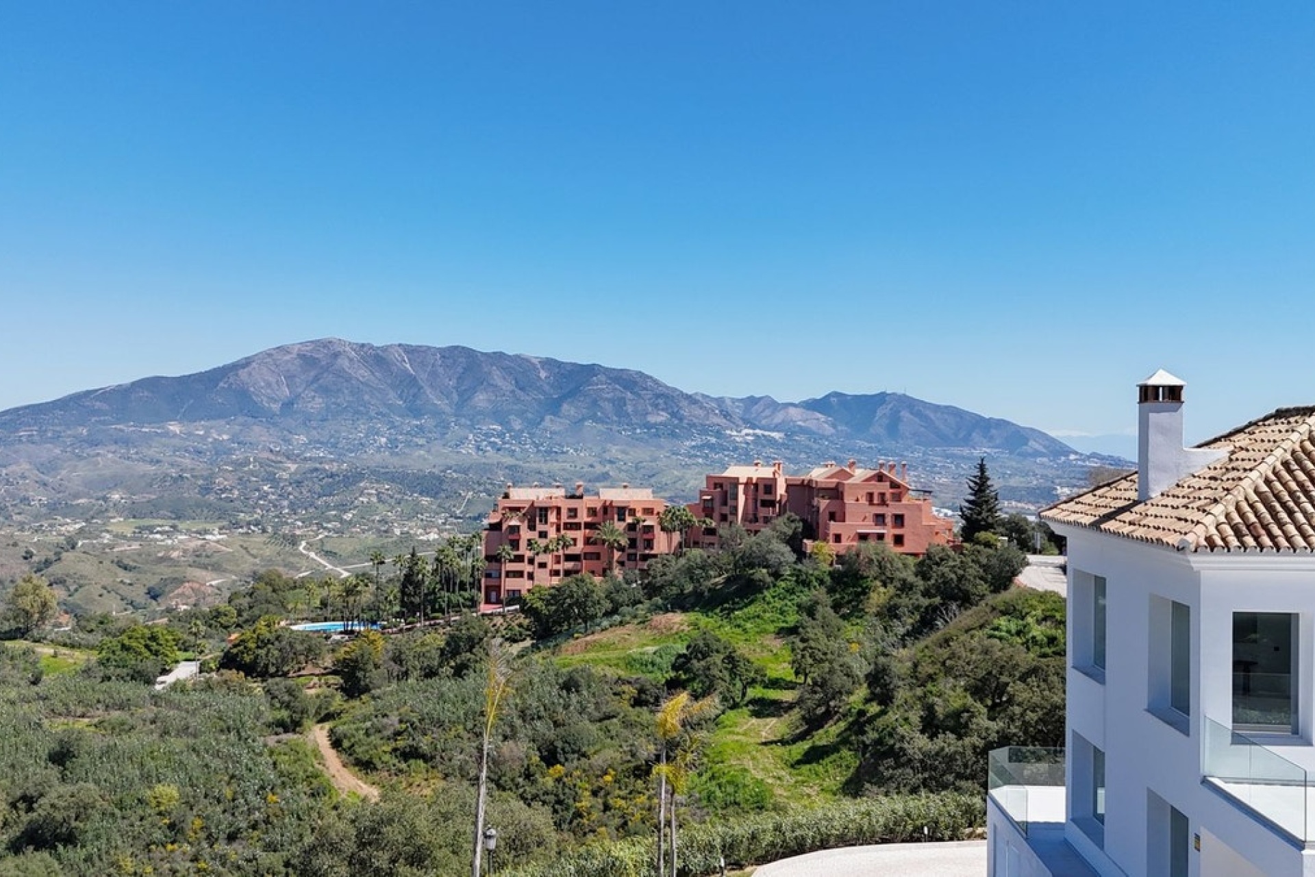 Rynek wtórny - Villa - Marbella - La Mairena