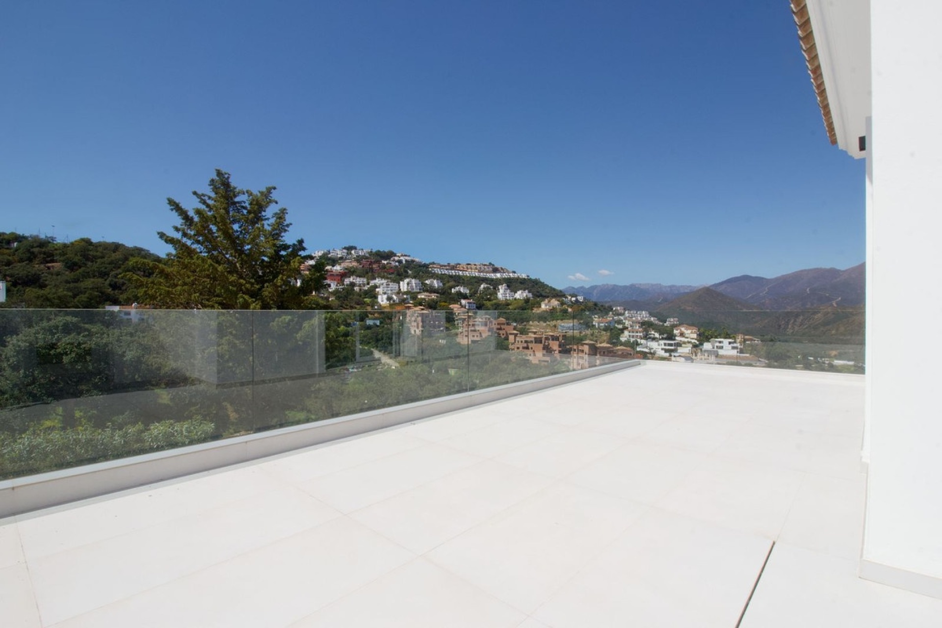 Rynek wtórny - Villa - Marbella - La Mairena