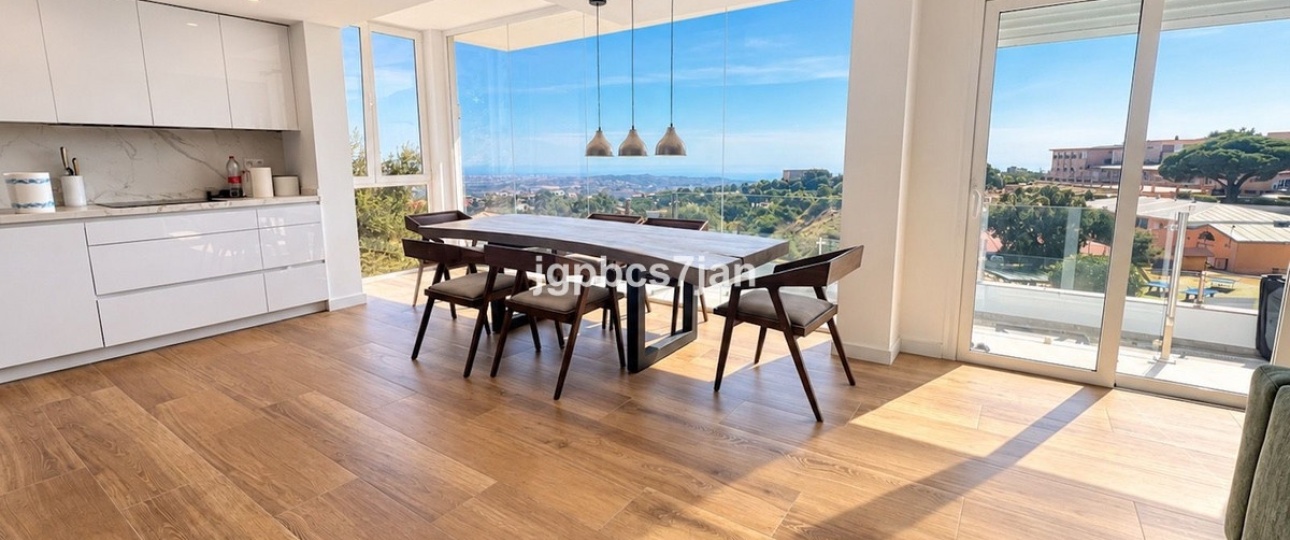 Rynek wtórny - Villa - Marbella - La Mairena