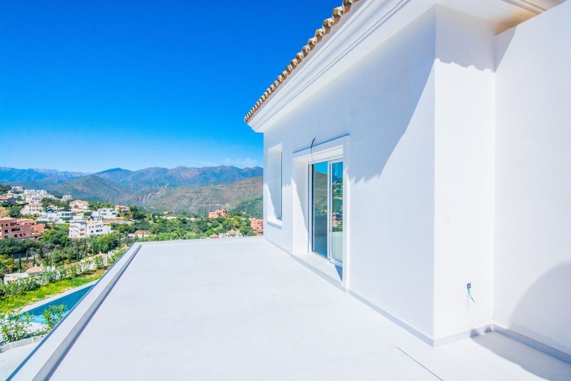 Rynek wtórny - Villa - Marbella - La Mairena
