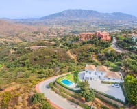 Rynek wtórny - Villa - Marbella - La Mairena