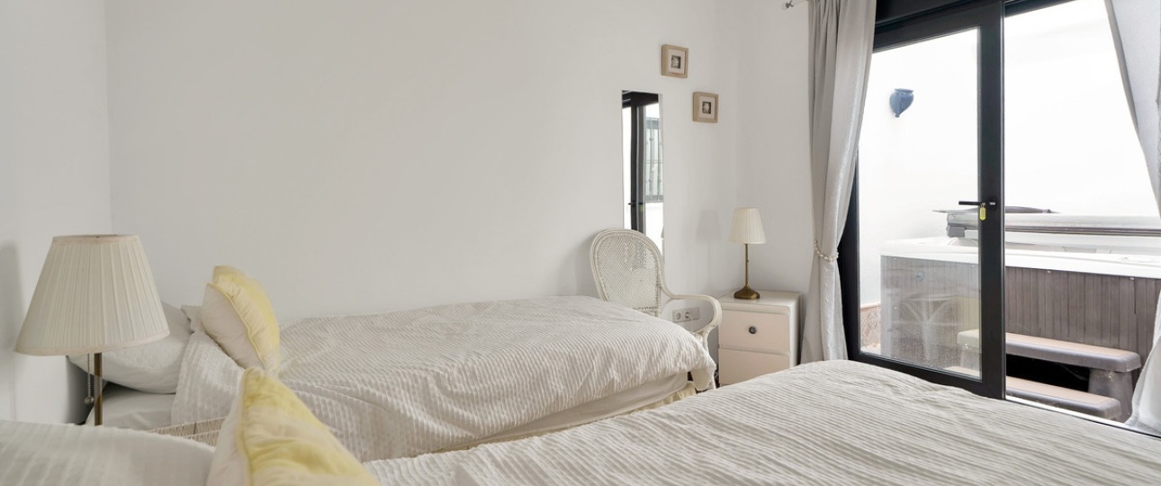 Rynek wtórny - Villa - Marbella - La Mairena
