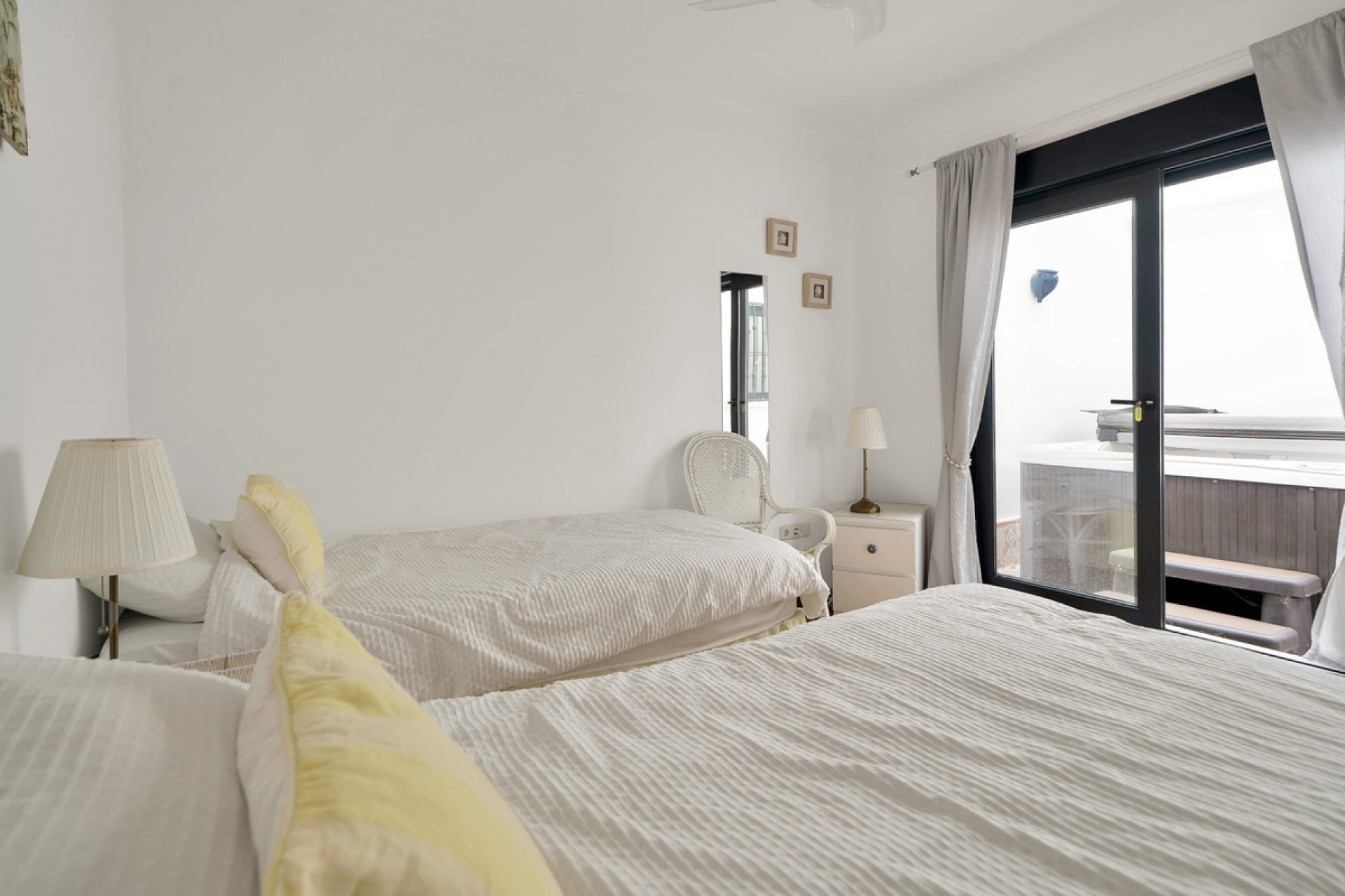 Rynek wtórny - Villa - Marbella - La Mairena
