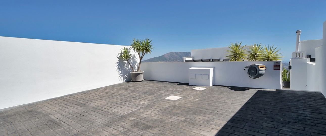 Rynek wtórny - Villa - Marbella - La Mairena