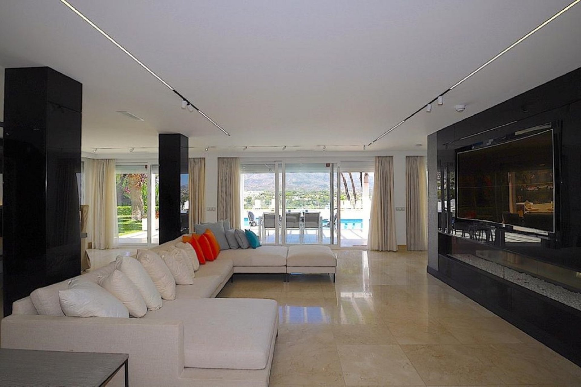 Rynek wtórny - Villa - Marbella - Las Brisas