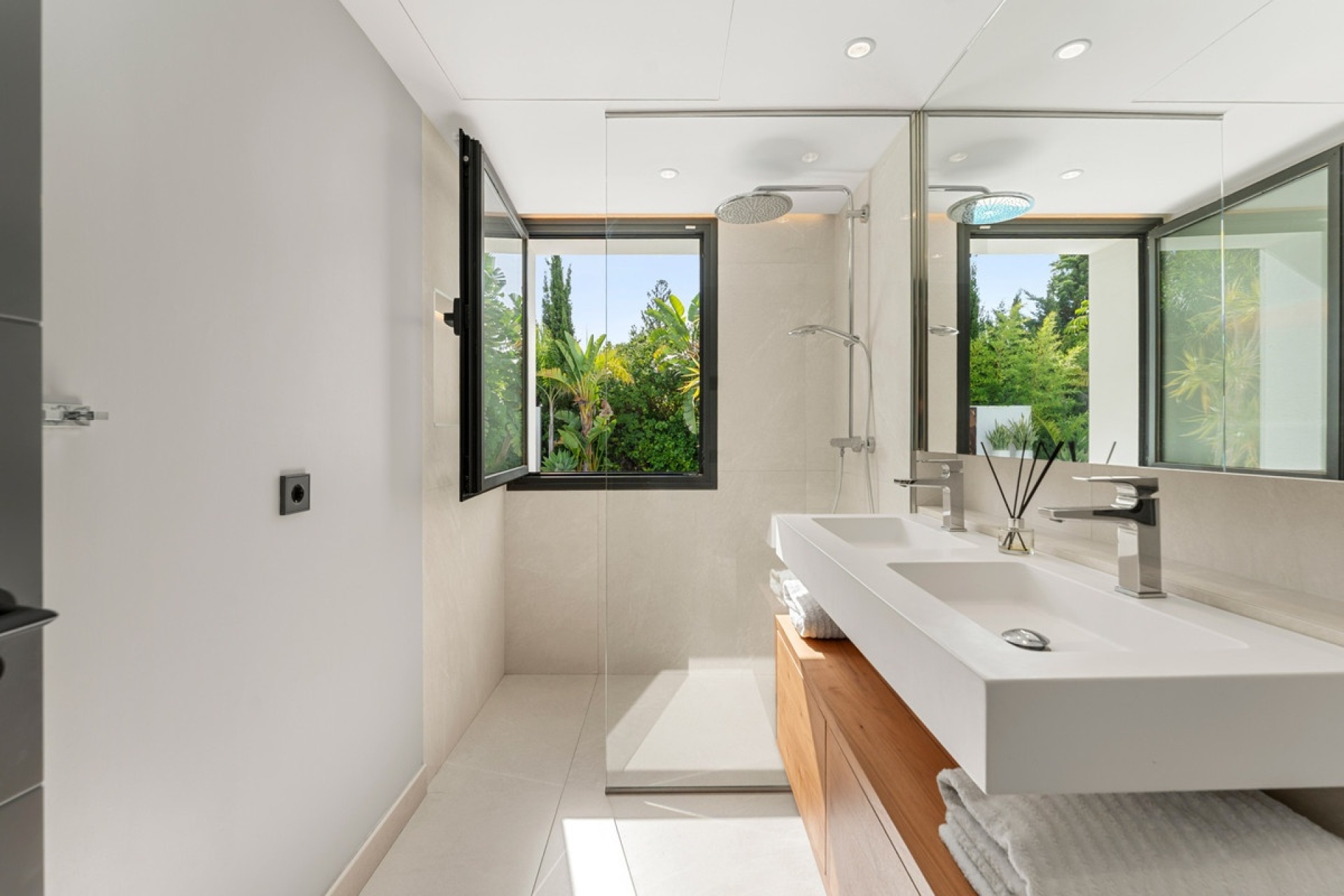 Rynek wtórny - Villa - Marbella - Las Brisas