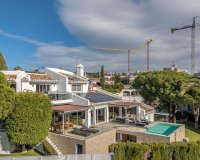 Rynek wtórny - Villa - Marbella - Las Chapas