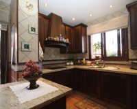 Rynek wtórny - Villa - Marbella - Las Chapas