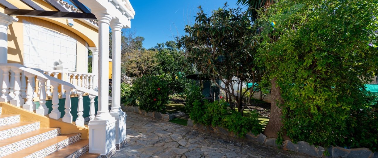 Rynek wtórny - Villa - Marbella - Las Chapas