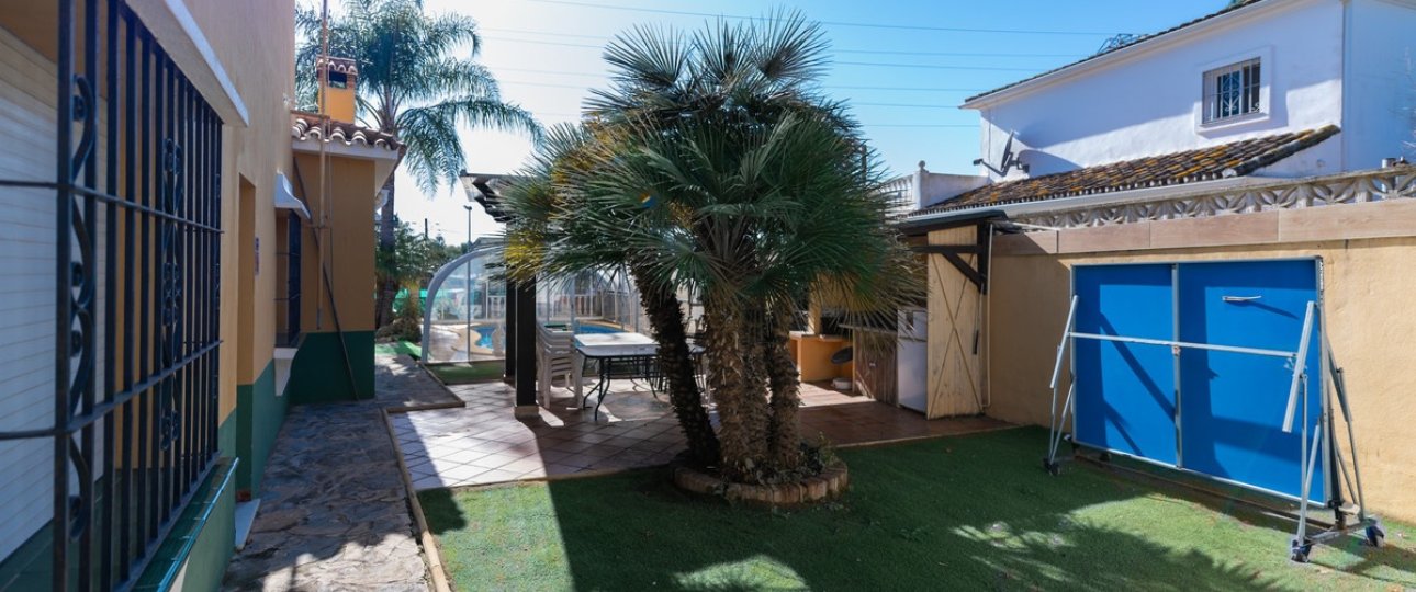 Rynek wtórny - Villa - Marbella - Las Chapas