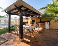 Rynek wtórny - Villa - Marbella - Las Chapas