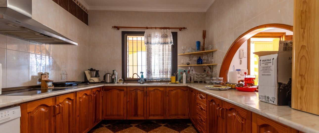 Rynek wtórny - Villa - Marbella - Las Chapas