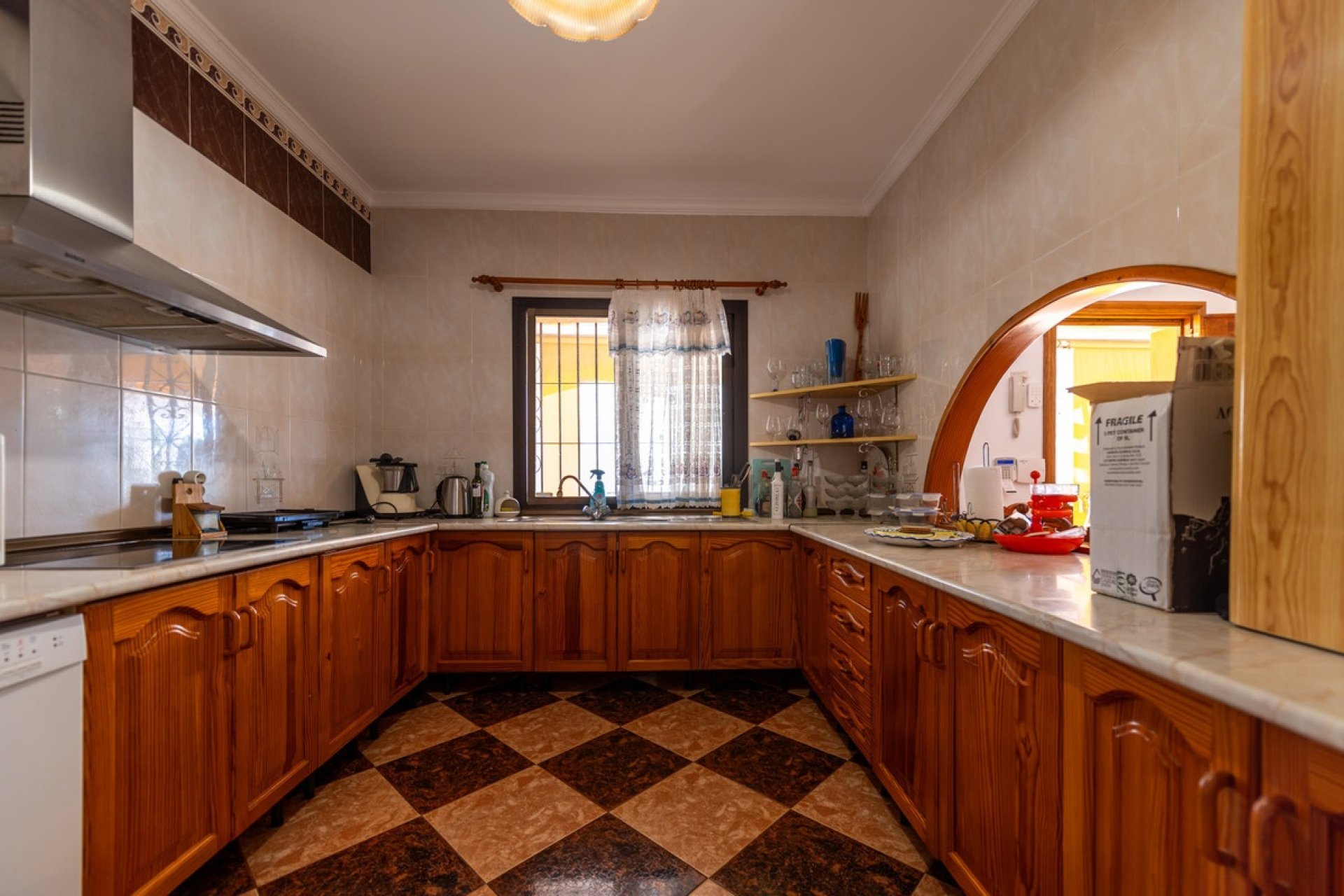 Rynek wtórny - Villa - Marbella - Las Chapas