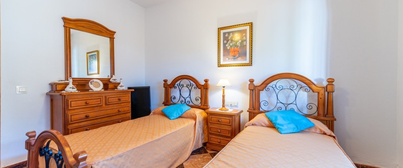 Rynek wtórny - Villa - Marbella - Las Chapas