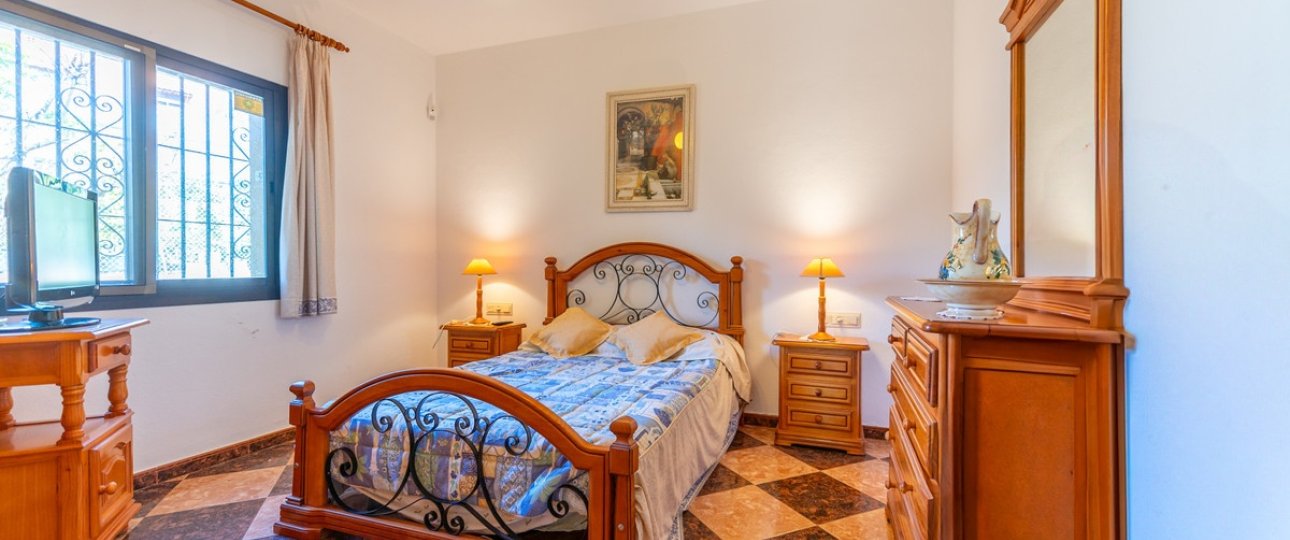 Rynek wtórny - Villa - Marbella - Las Chapas