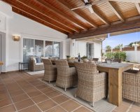Rynek wtórny - Villa - Marbella - Las Chapas