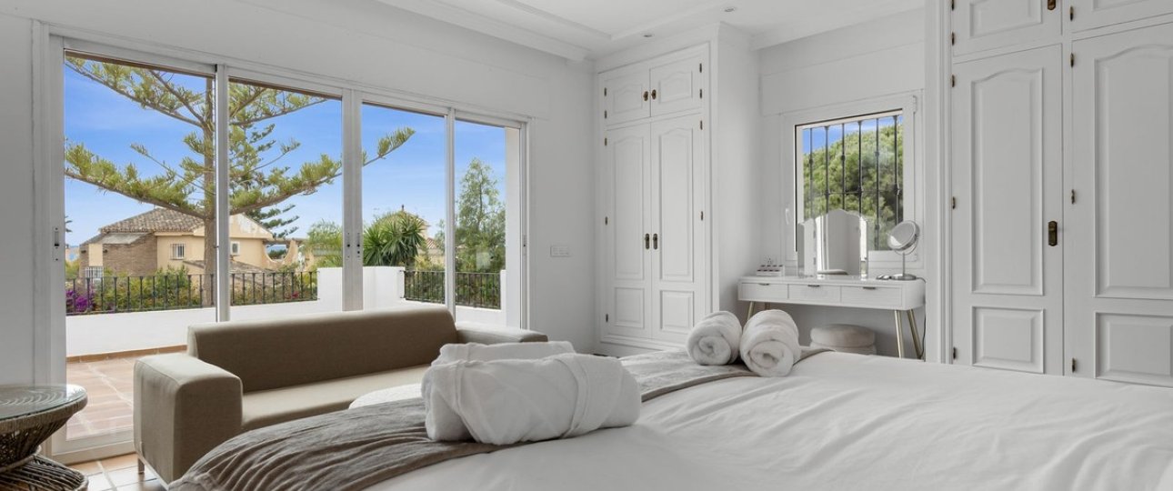 Rynek wtórny - Villa - Marbella - Las Chapas