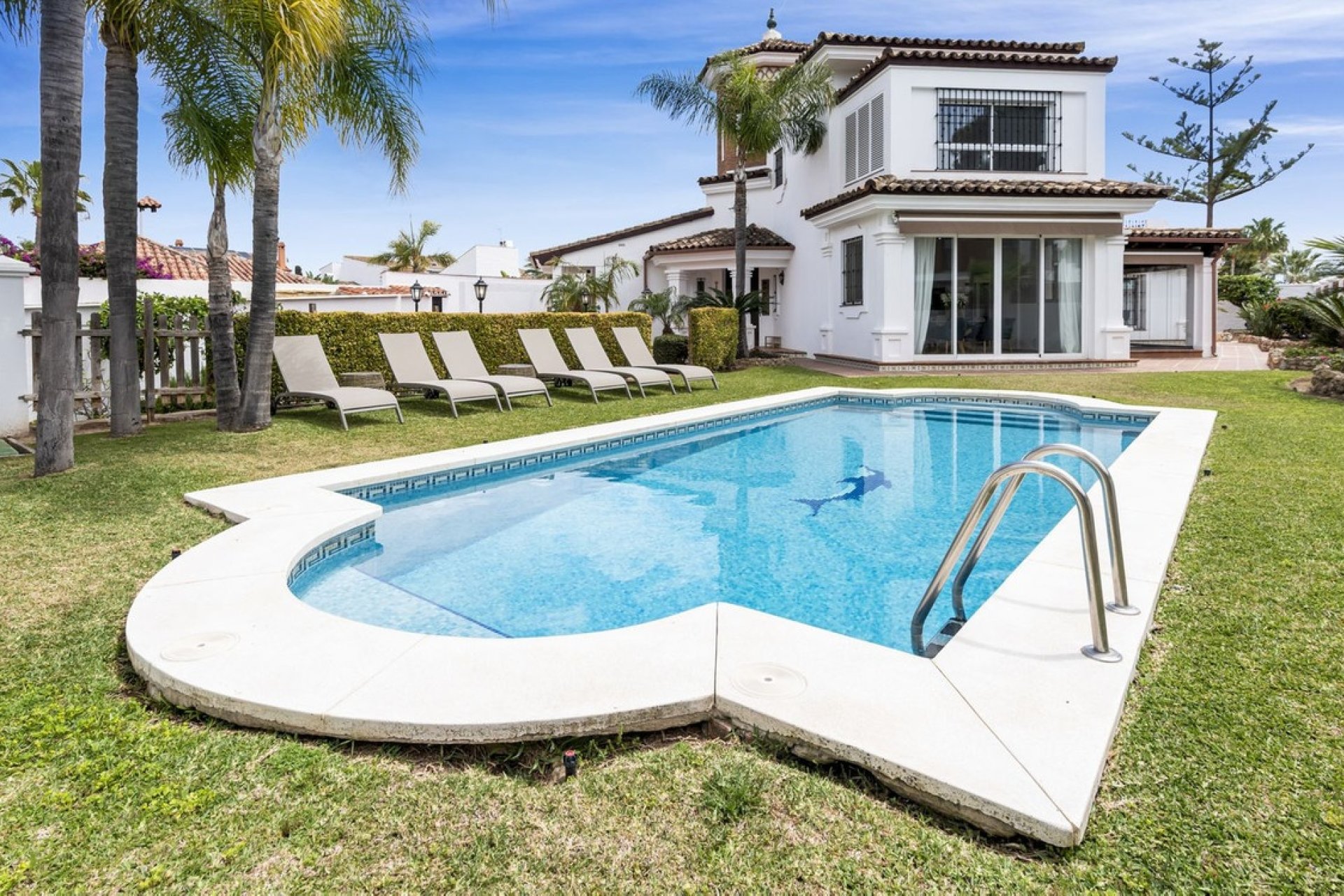 Rynek wtórny - Villa - Marbella - Las Chapas