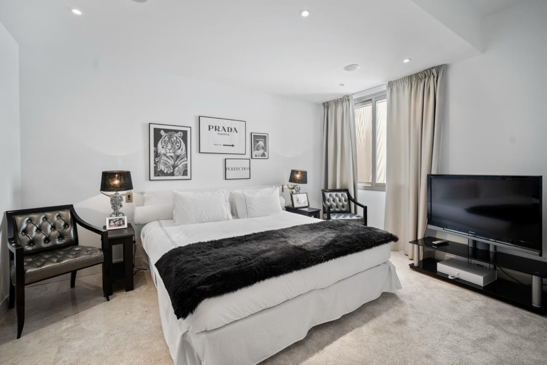 Rynek wtórny - Villa - Marbella - Las Chapas