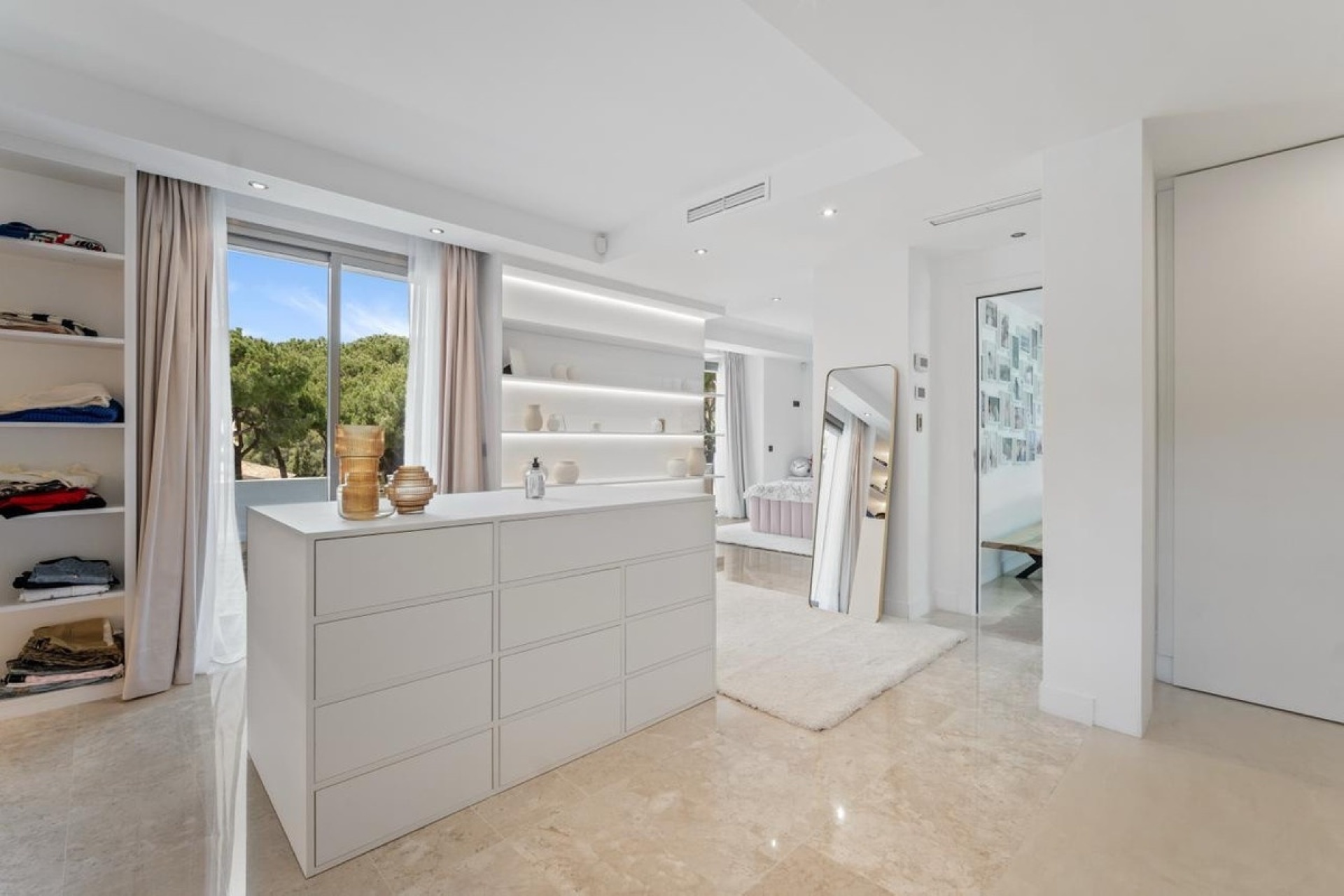Rynek wtórny - Villa - Marbella - Las Chapas