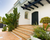 Rynek wtórny - Villa - Marbella - Las Chapas