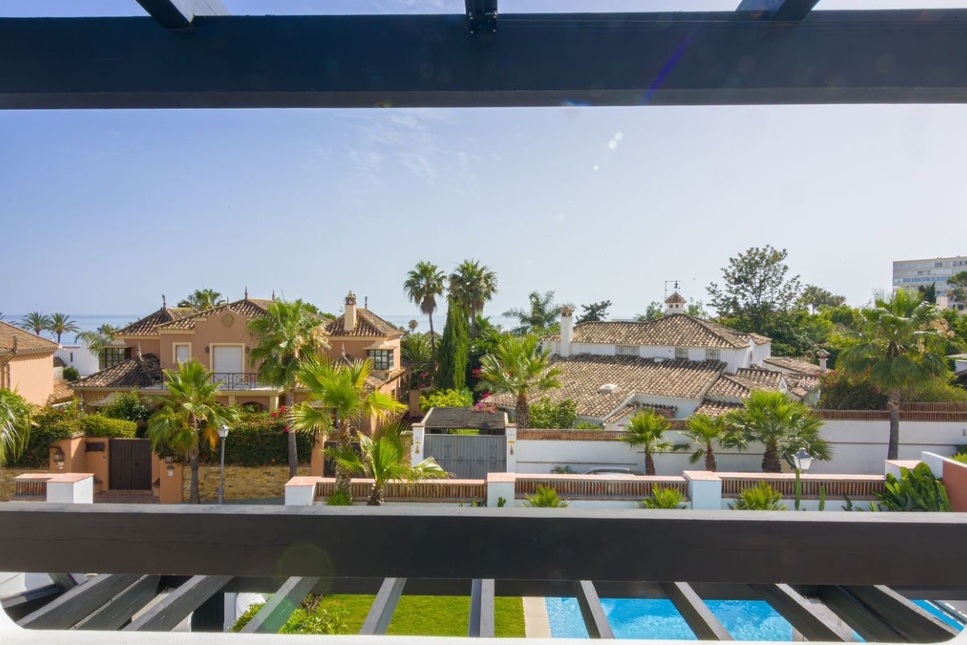Rynek wtórny - Villa - Marbella - Las Chapas