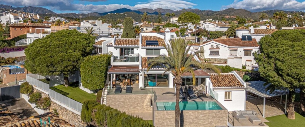 Rynek wtórny - Villa - Marbella - Las Chapas