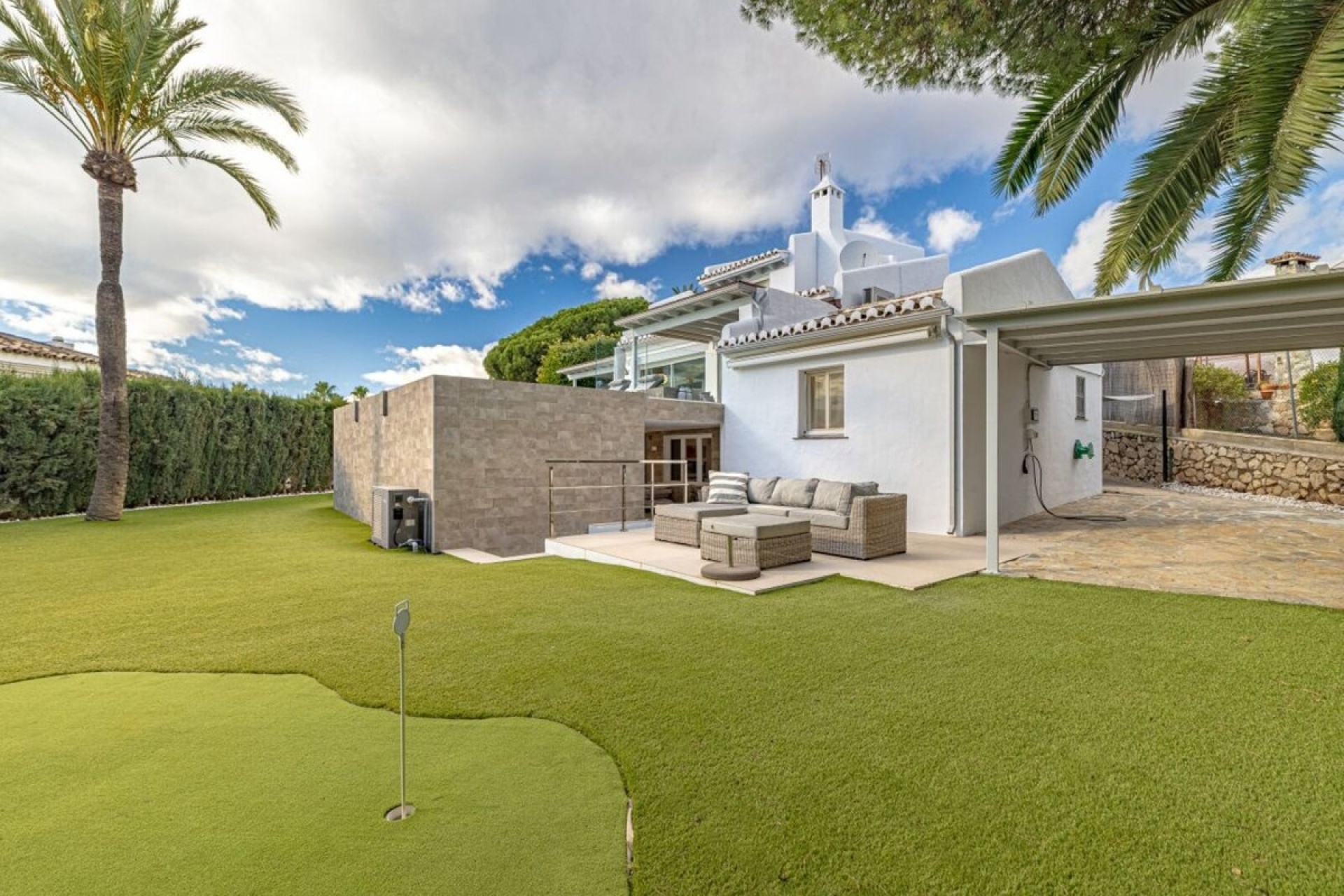 Rynek wtórny - Villa - Marbella - Las Chapas