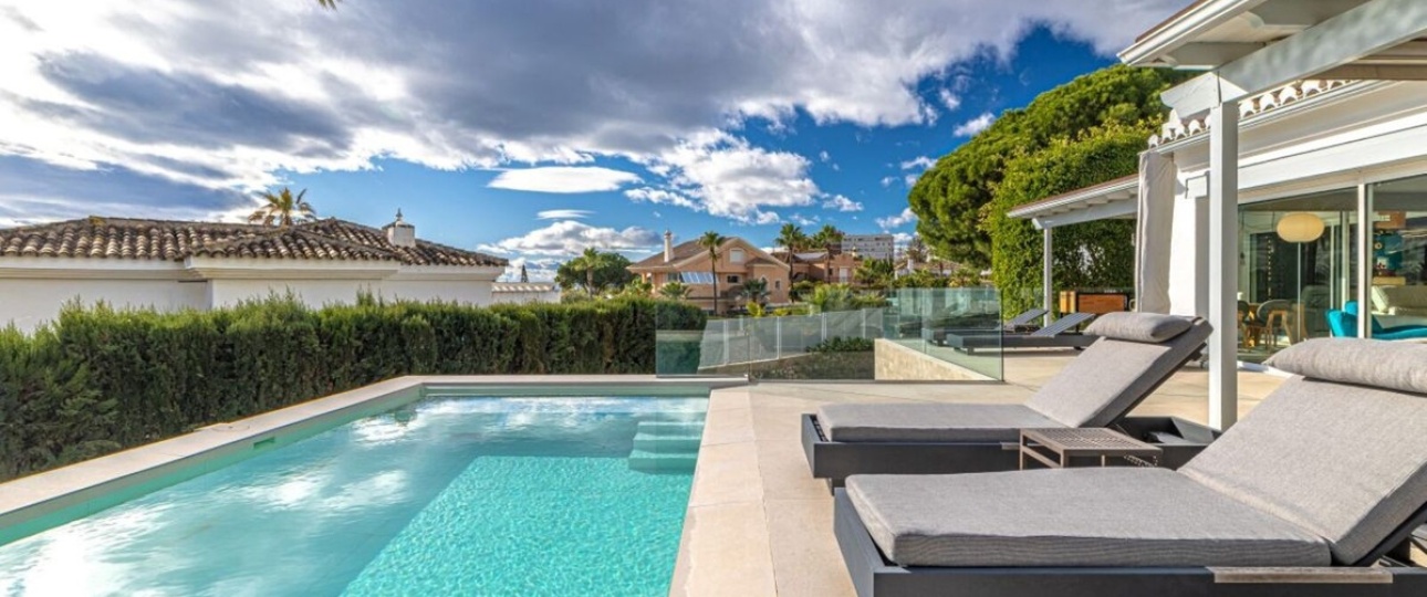 Rynek wtórny - Villa - Marbella - Las Chapas