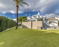 Rynek wtórny - Villa - Marbella - Las Chapas