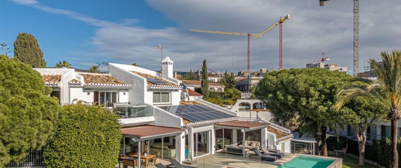 Rynek wtórny - Villa - Marbella - Las Chapas
