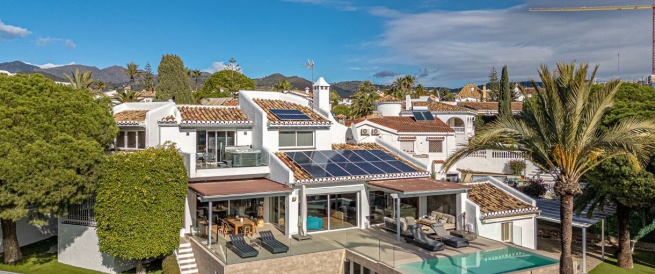 Rynek wtórny - Villa - Marbella - Las Chapas