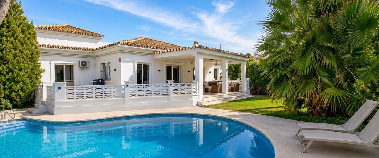 Rynek wtórny - Villa - Marbella - Las Chapas