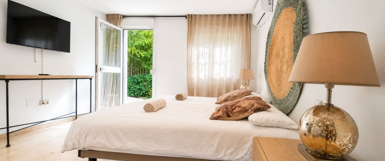 Rynek wtórny - Villa - Marbella - Las Chapas