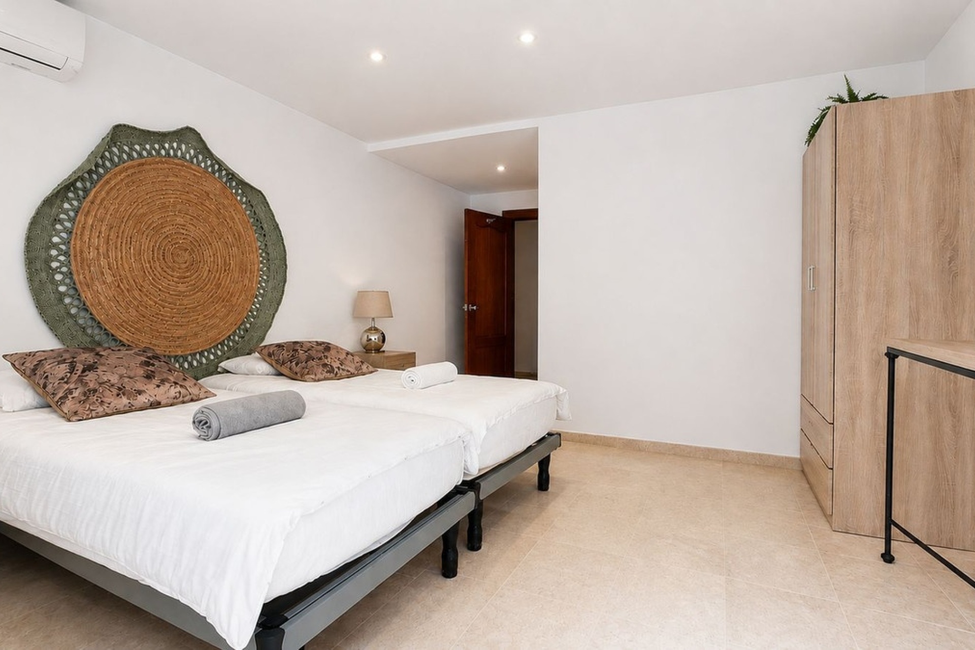 Rynek wtórny - Villa - Marbella - Las Chapas