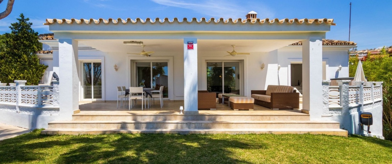 Rynek wtórny - Villa - Marbella - Las Chapas