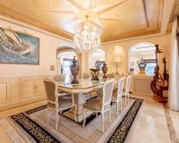 Rynek wtórny - Villa - Marbella - Los Monteros