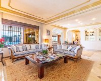 Rynek wtórny - Villa - Marbella - Los Monteros