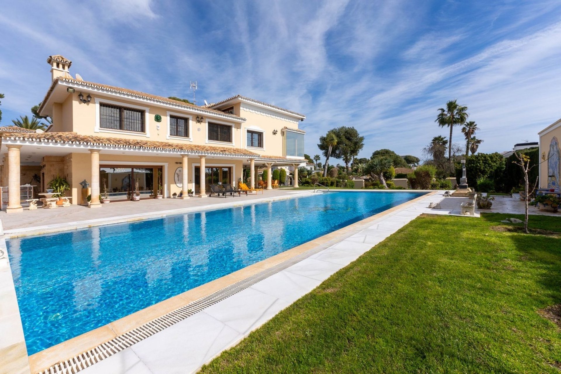 Rynek wtórny - Villa - Marbella - Los Monteros