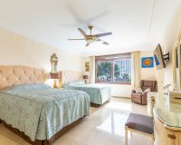 Rynek wtórny - Villa - Marbella - Los Monteros