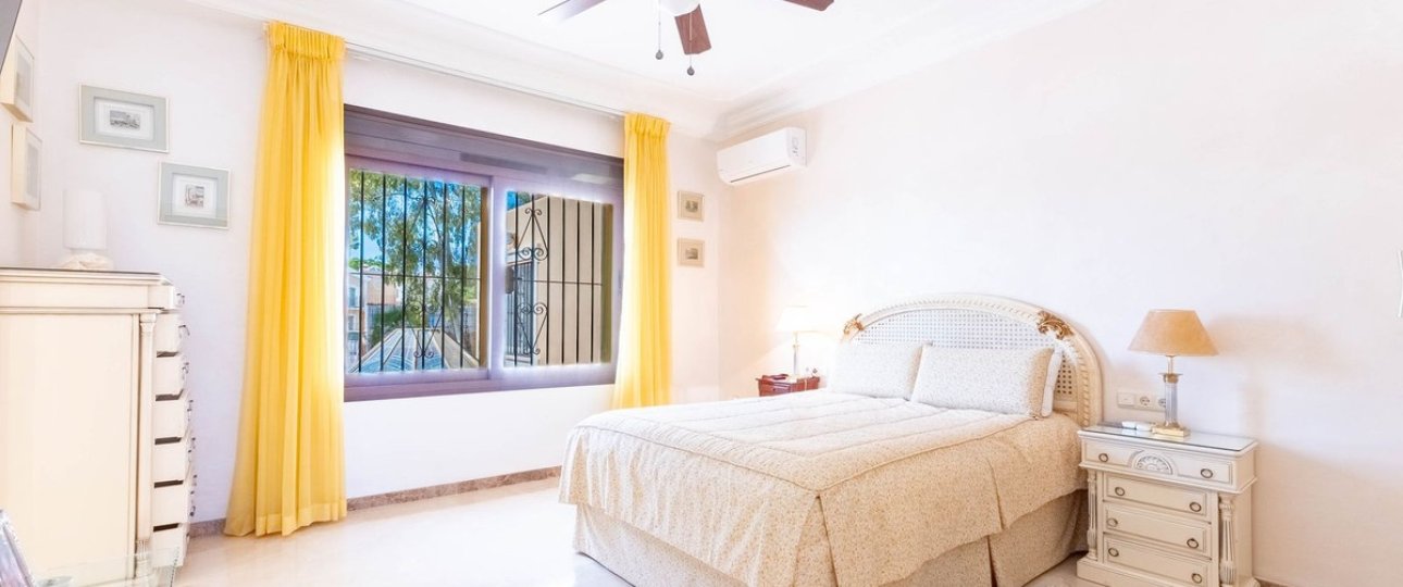 Rynek wtórny - Villa - Marbella - Los Monteros