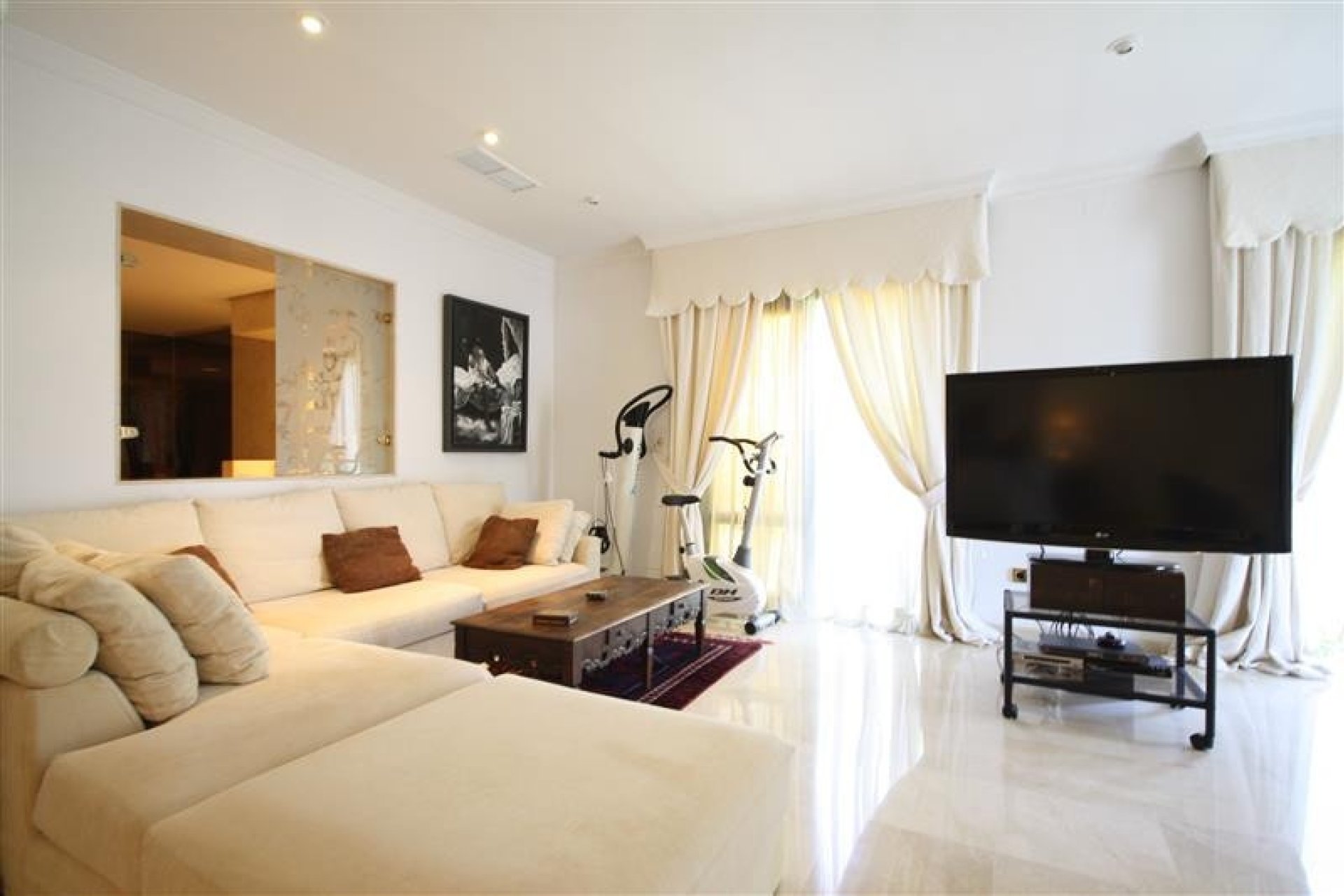 Rynek wtórny - Villa - Marbella - Los Monteros