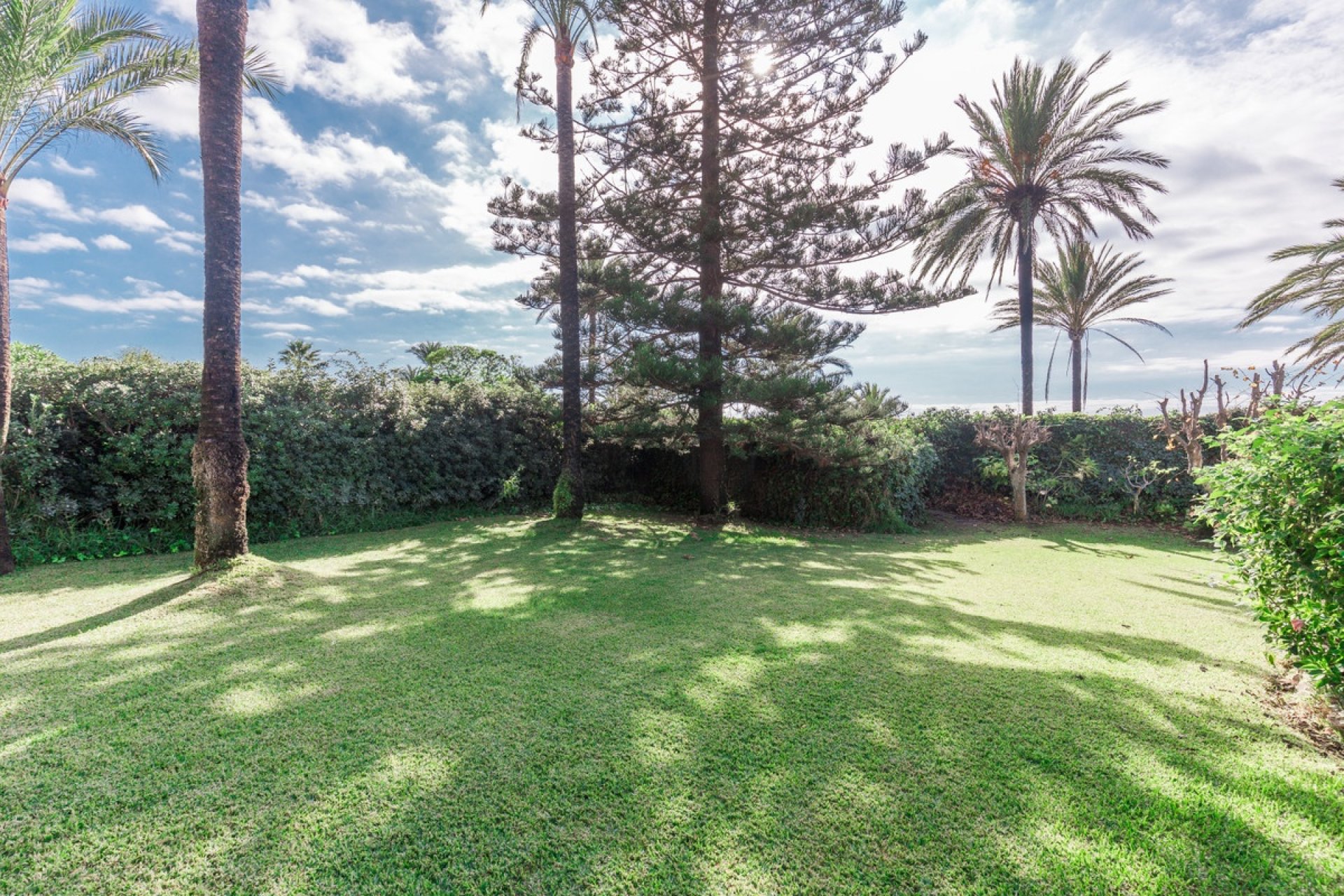 Rynek wtórny - Villa - Marbella - Los Monteros
