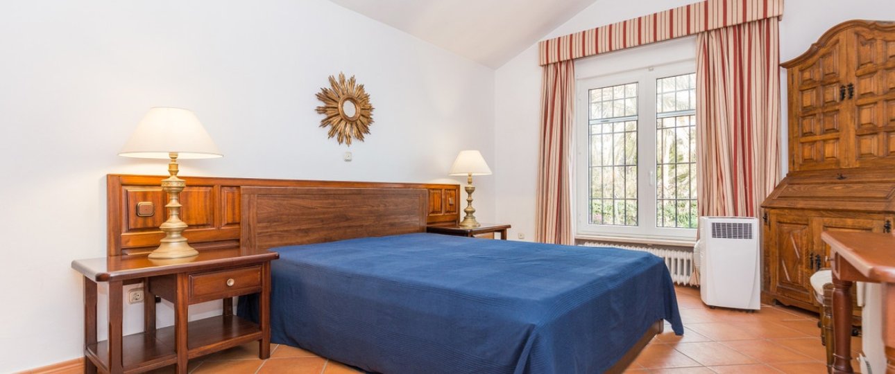 Rynek wtórny - Villa - Marbella - Los Monteros
