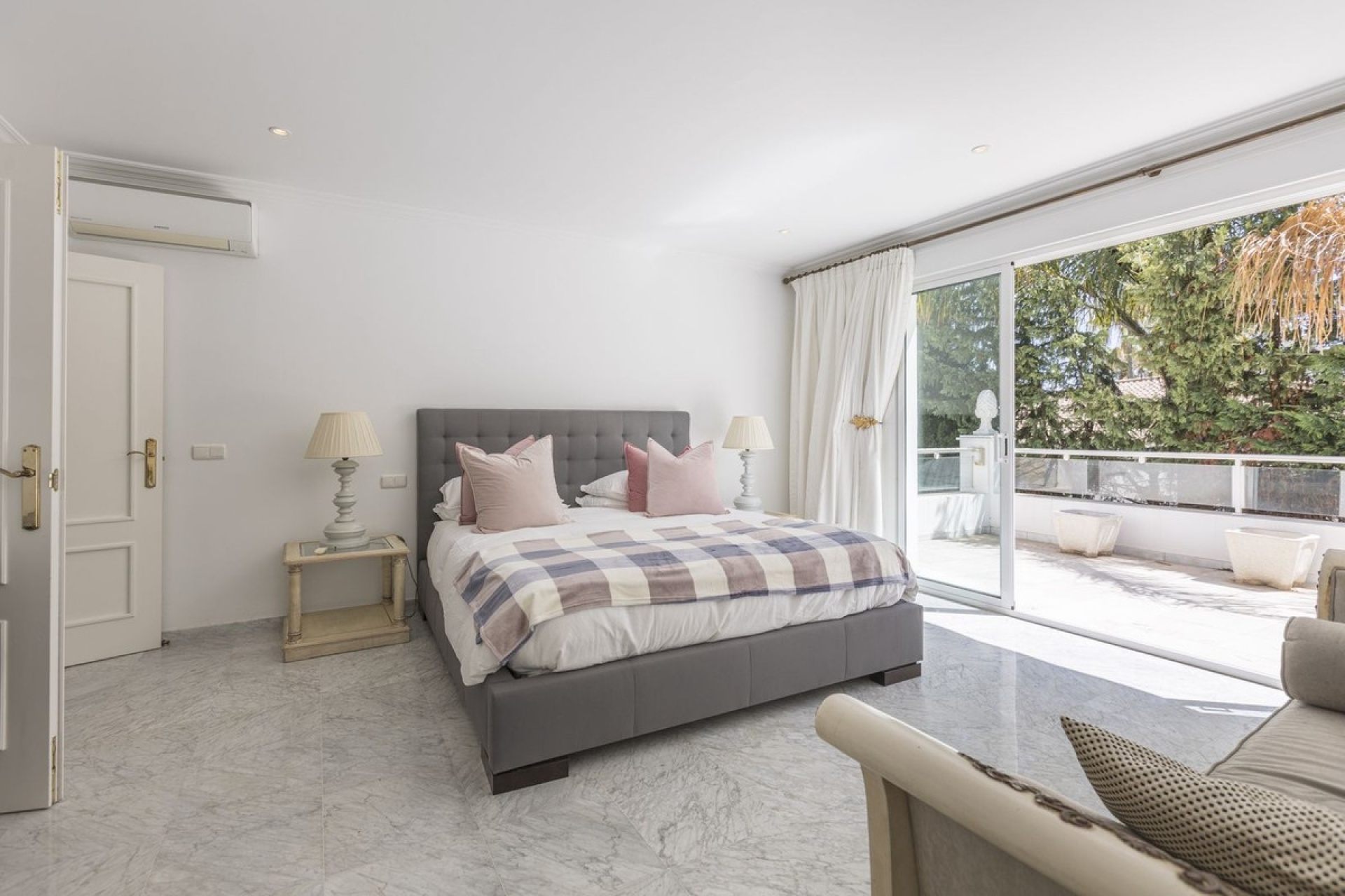 Rynek wtórny - Villa - Marbella - Los Monteros