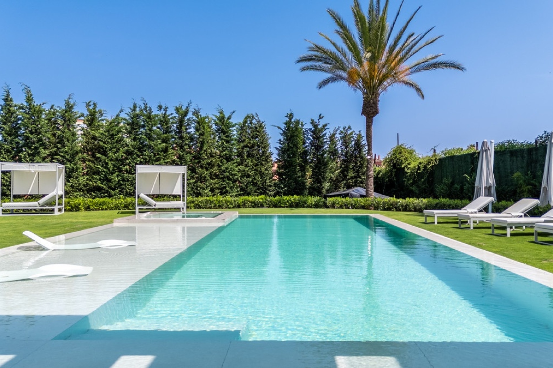 Rynek wtórny - Villa - Marbella - Los Monteros