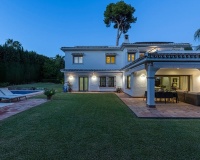 Rynek wtórny - Villa - Marbella - Los Monteros